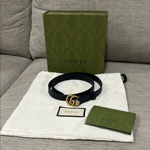 Gucci Gold Black Leather Belt Accessory